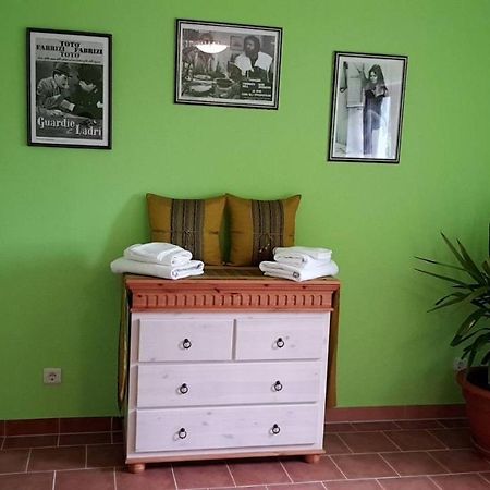 Hering Fewo I Apartment Terrace Wiek auf Rügen Dış mekan fotoğraf